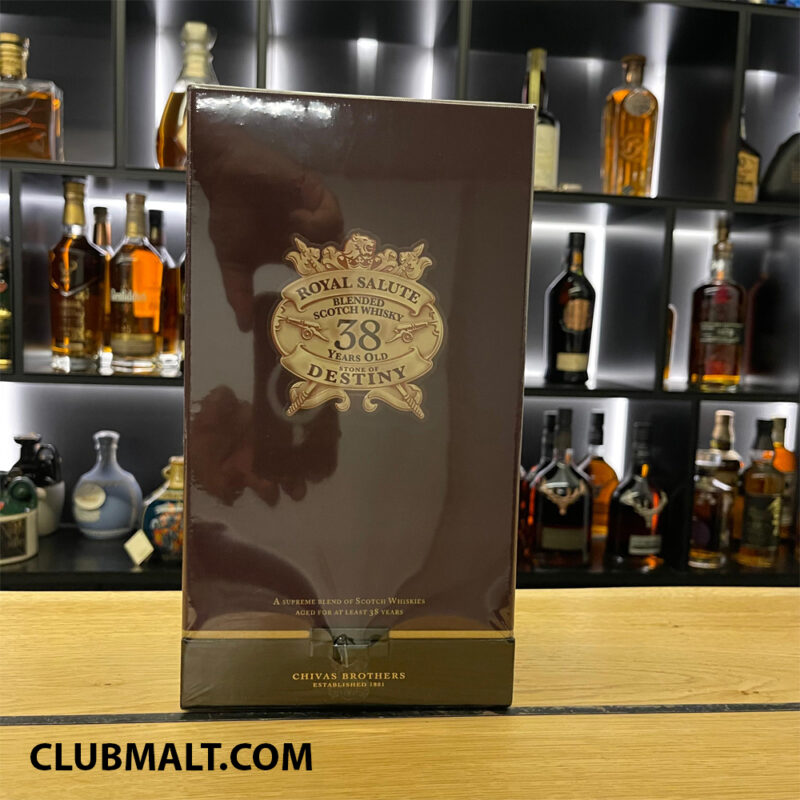 ROYAL SALUTE STONE OF DESTINY 38Y 50CL