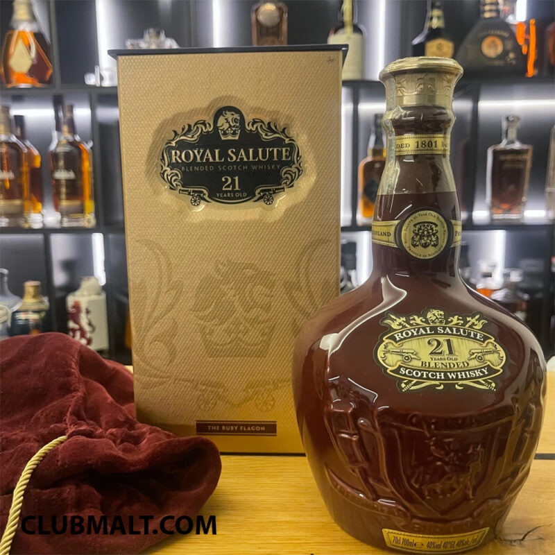 ROYAL SALUTE THE RUBY FLAGON 21Y 70CL