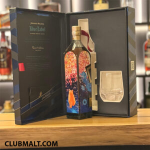 JOHNNIE WALKER BLUE LABEL TRAN QUY TAM GIAO SPECIAL EDITION 75CL (with cup)