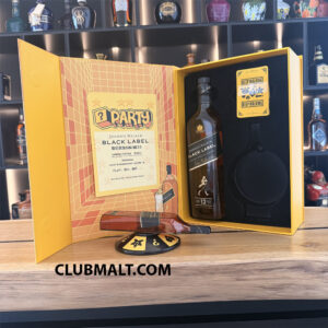 JOHNNIE WALKER BLACK LABEL 12Y 70CL - CARDS GAME BOX SET 3.0 CHINA EXCLUSIVE